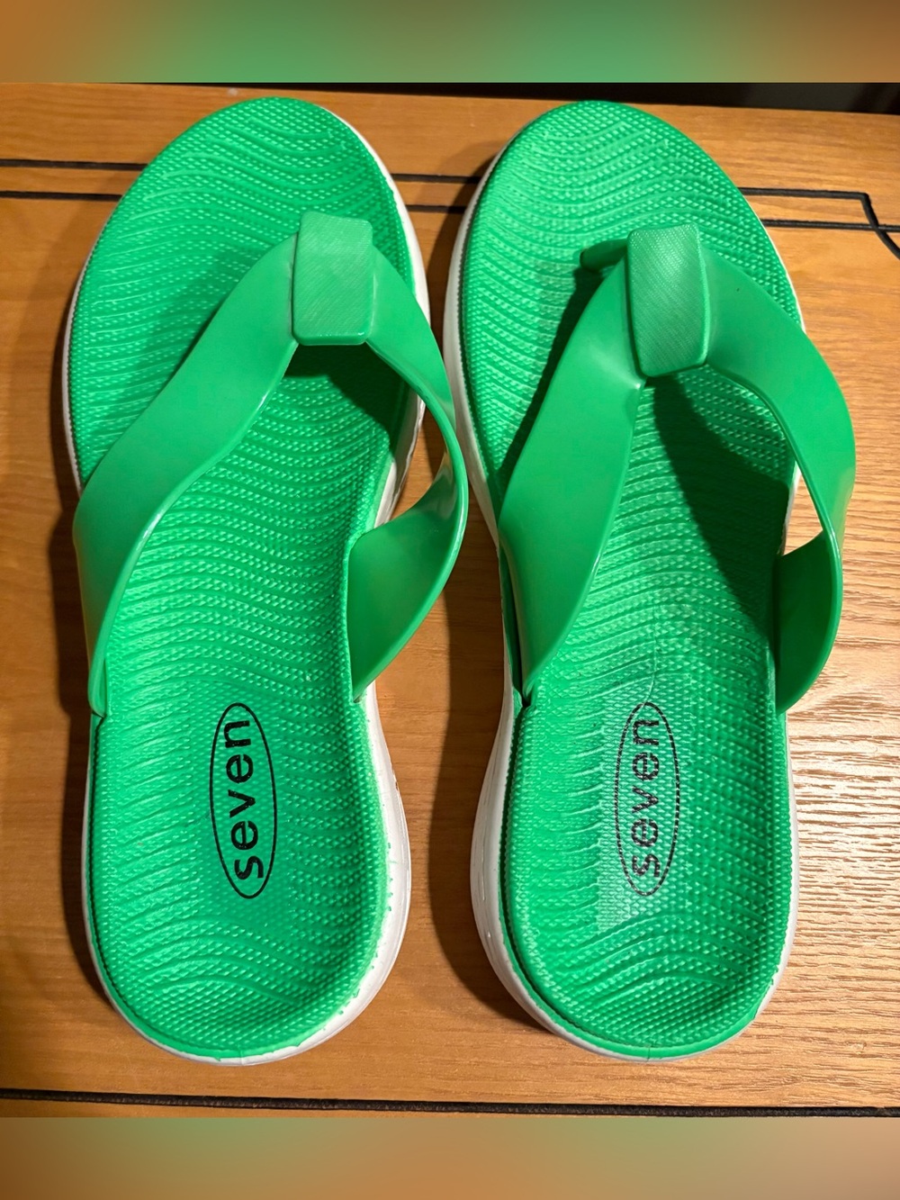 Surf Seven Women's Green Thong Flip Flop